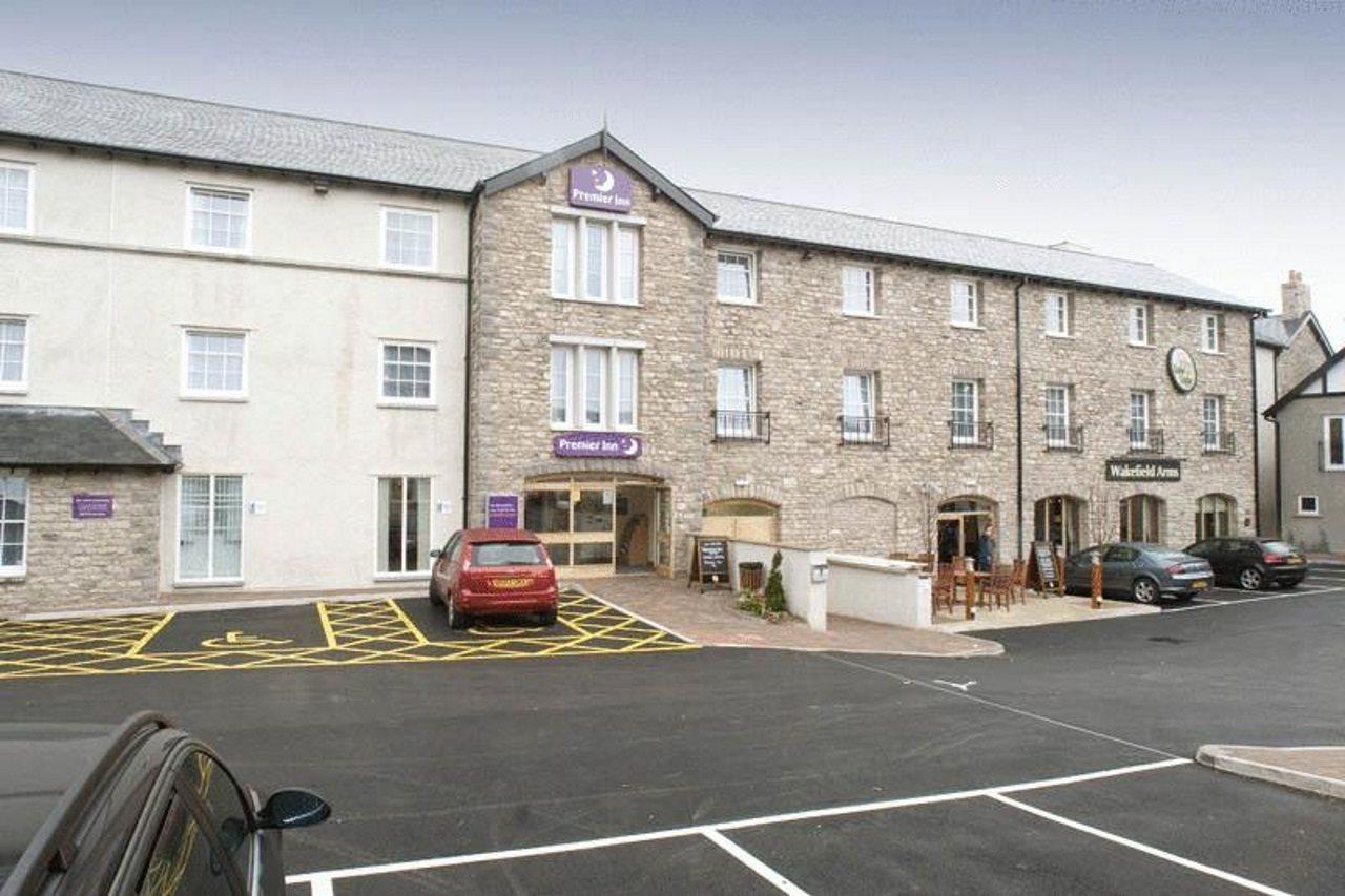 Premier Inn Kendal Central Exterior foto